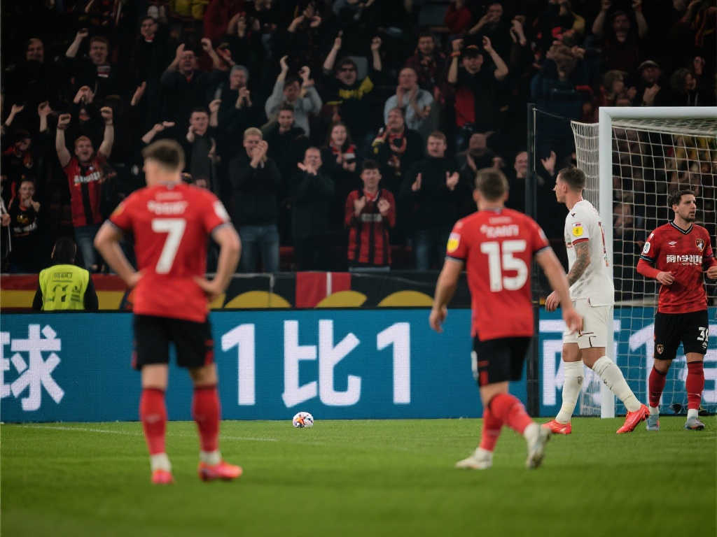 衛冕冠軍的 衛冕冠軍的